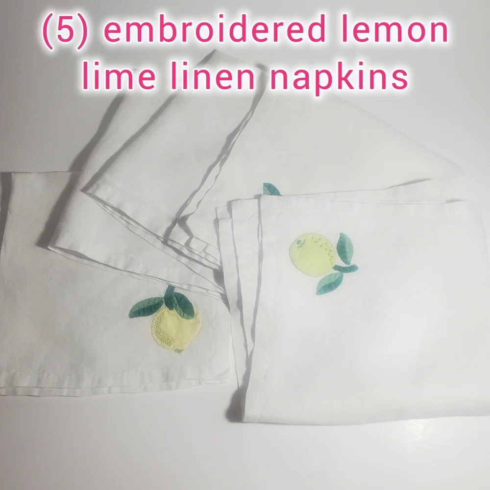 LOT of (11) Vintage Embroidered Cocktail Napkins, Kitchen Towels & Tea Towels